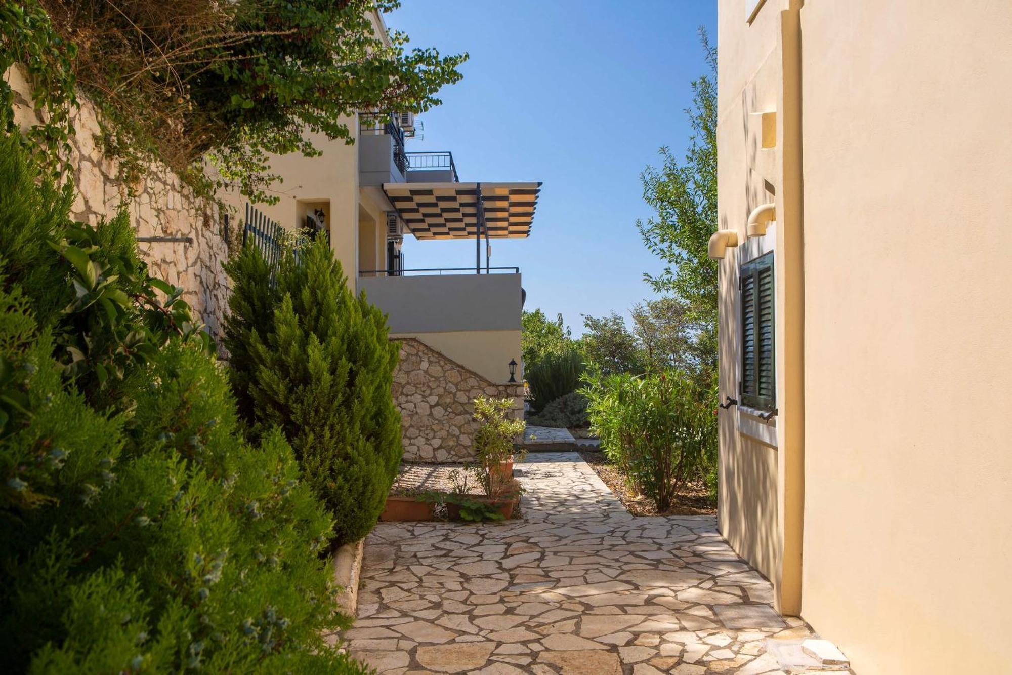 Natura Villas Drymon Экстерьер фото